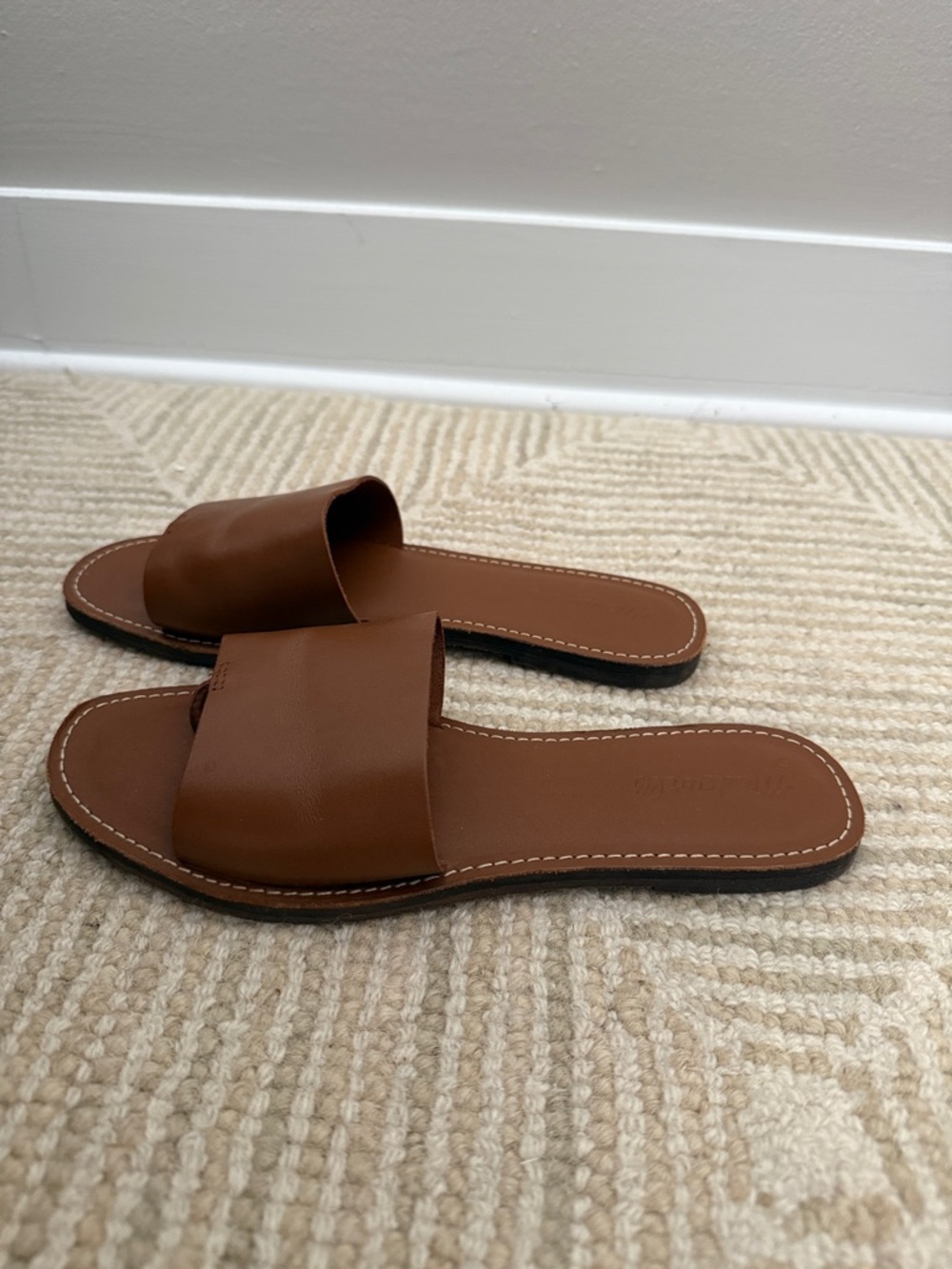Madewell Leather Slide Sandals in Cognac